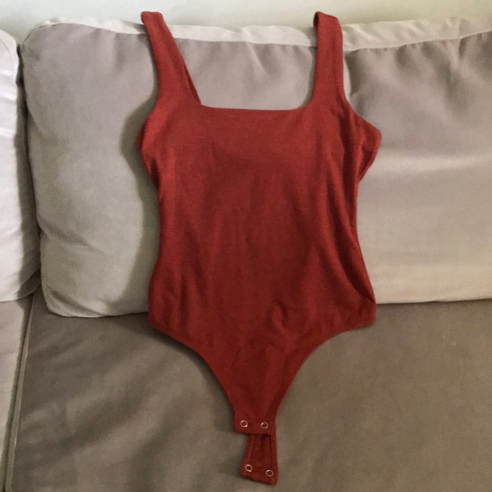 Never worn Good American bodysuit (0)